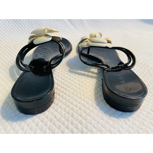 CHANEL CAMELLIA SANDALS Size 37 - Picture 9 of 16